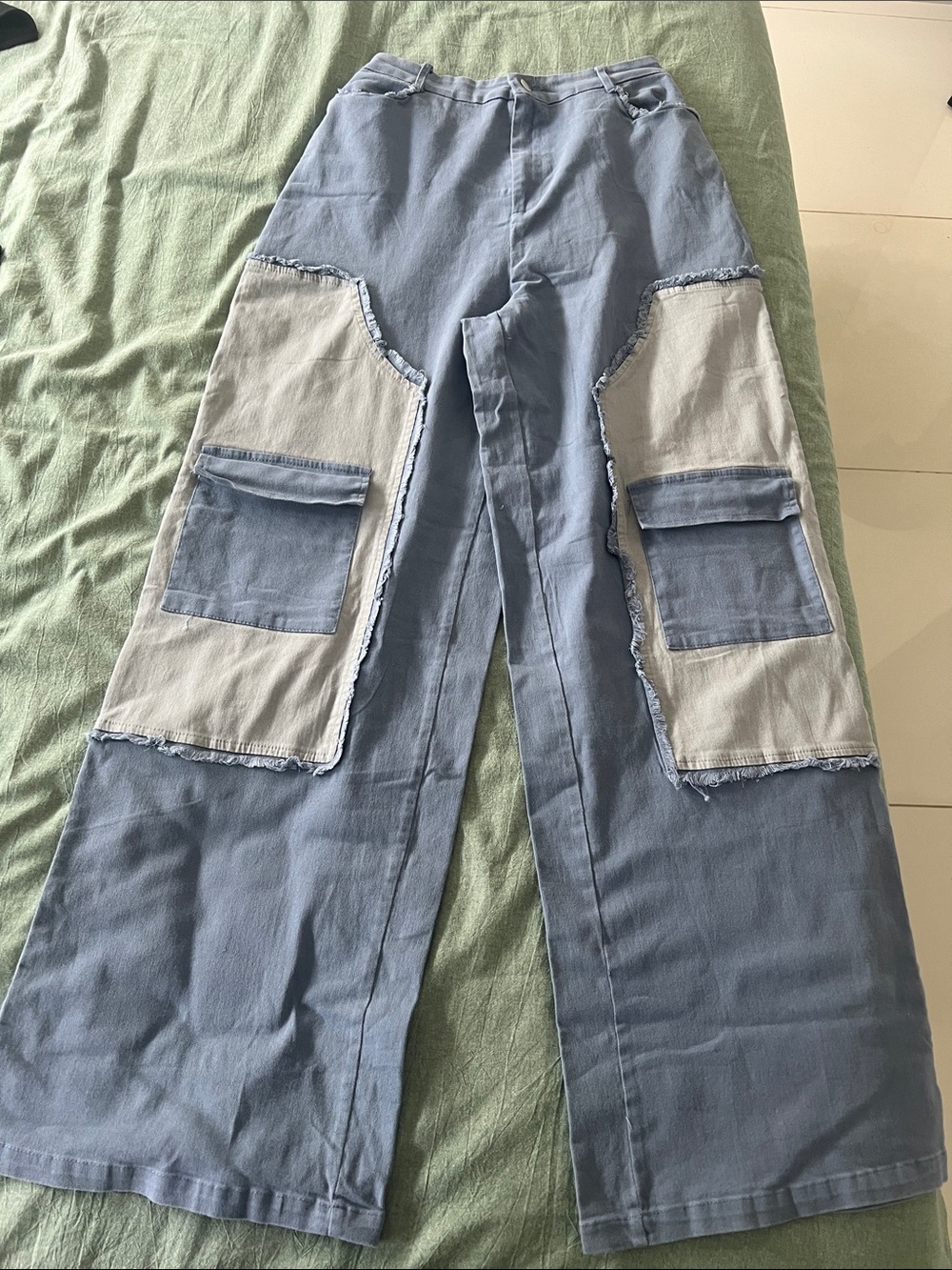 Wide-Leg Two-Tone Light Blue Cargo Pants with Patch Pockets